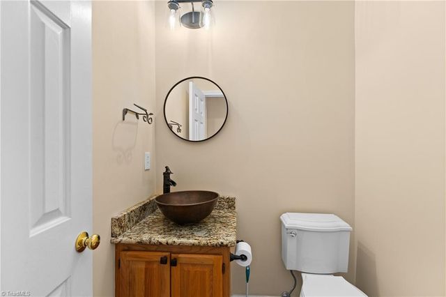 129 Walnut Avenue, Yadkinville, NC 27055