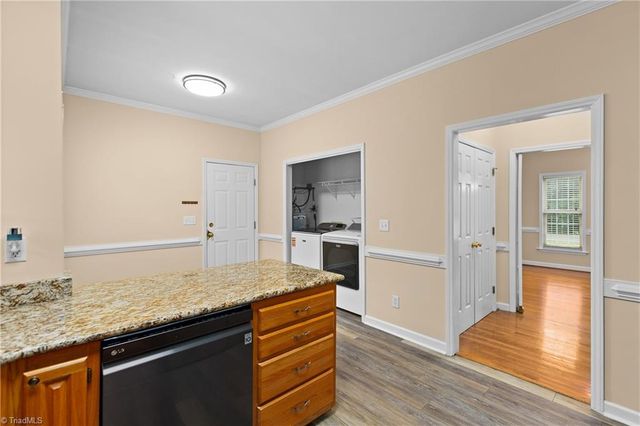 129 Walnut Avenue, Yadkinville, NC 27055