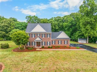 129 Walnut Avenue, Yadkinville, NC 27055