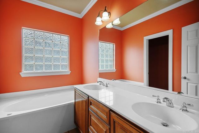 473 Wisteria Drive, Bauxite, AR 72011