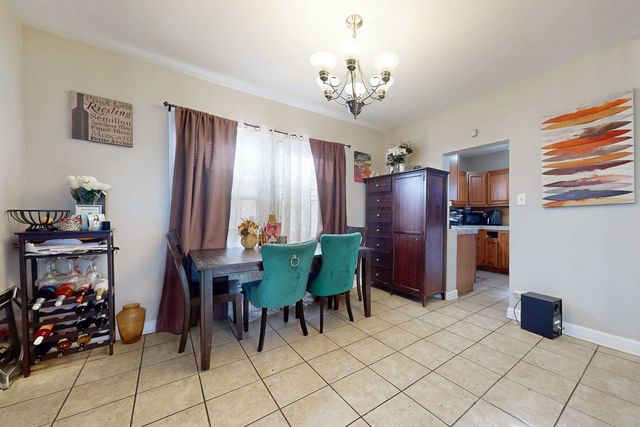 9516 S Yale Avenue, Chicago, IL 60628