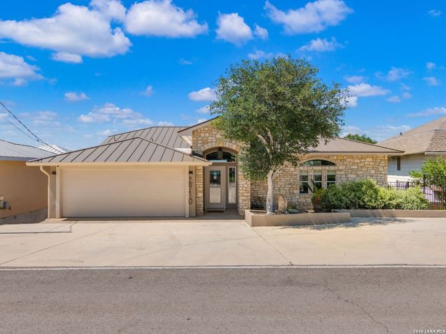 2910 Colleen Drive, Canyon Lake, TX 78133