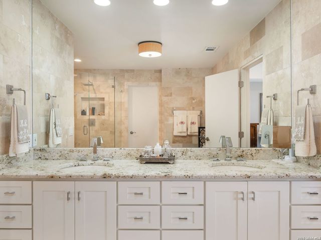 2910 Colleen Drive, Canyon Lake, TX 78133