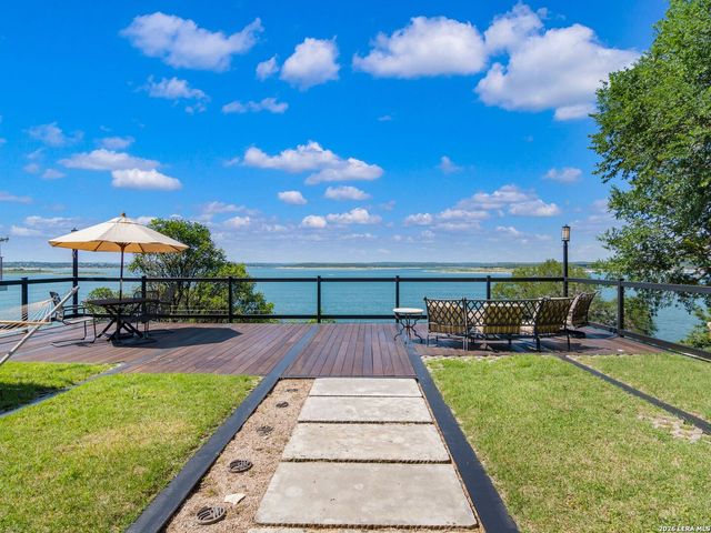 2910 Colleen Drive, Canyon Lake, TX 78133