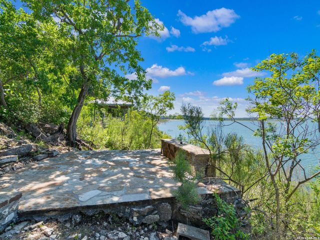 2910 Colleen Drive, Canyon Lake, TX 78133