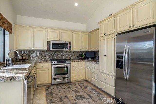 236 Wild Horse Drive, Palm Desert, CA 92211