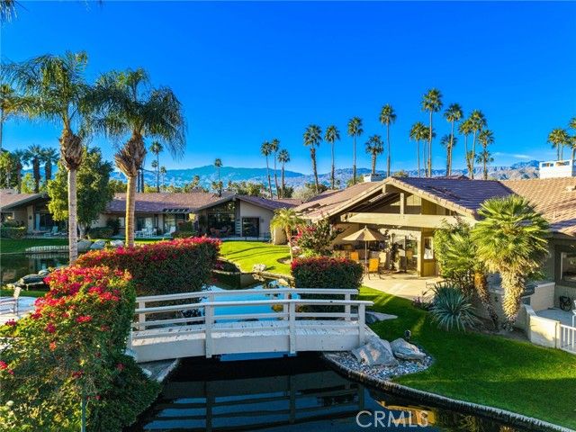 236 Wild Horse Drive, Palm Desert, CA 92211