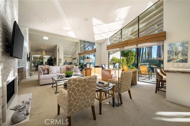 236 Wild Horse Drive, Palm Desert, CA 92211