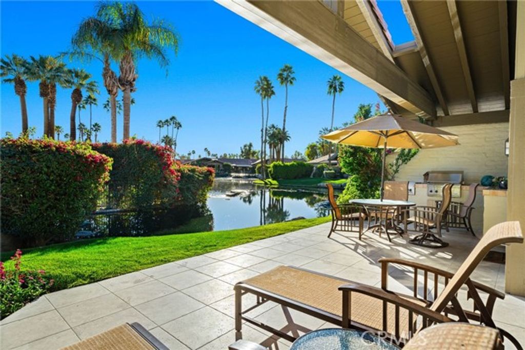 236 Wild Horse Drive, Palm Desert, CA 92211