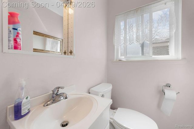 36338 Clifford Drive, Sterling Heights, MI 48312