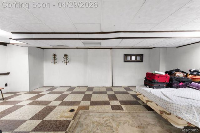 36338 Clifford Drive, Sterling Heights, MI 48312