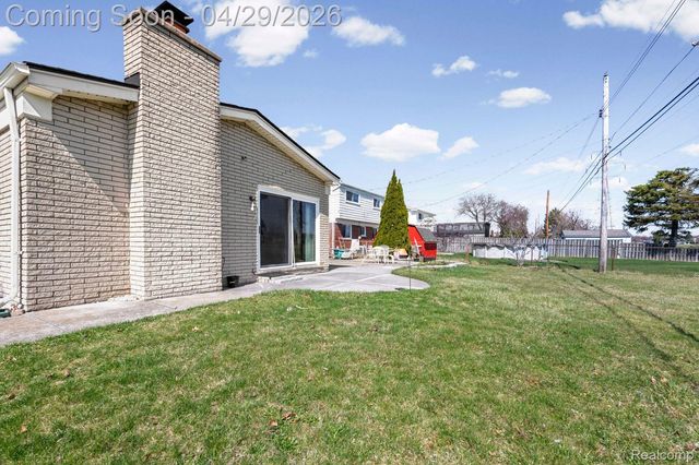 36338 Clifford Drive, Sterling Heights, MI 48312