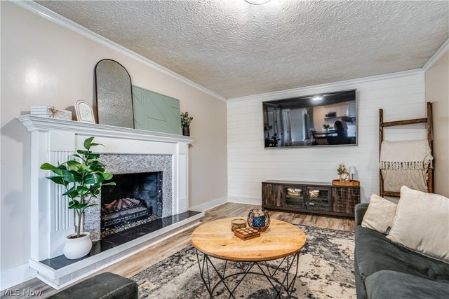 2635 Daffodil Street NE, Canton, OH 44705