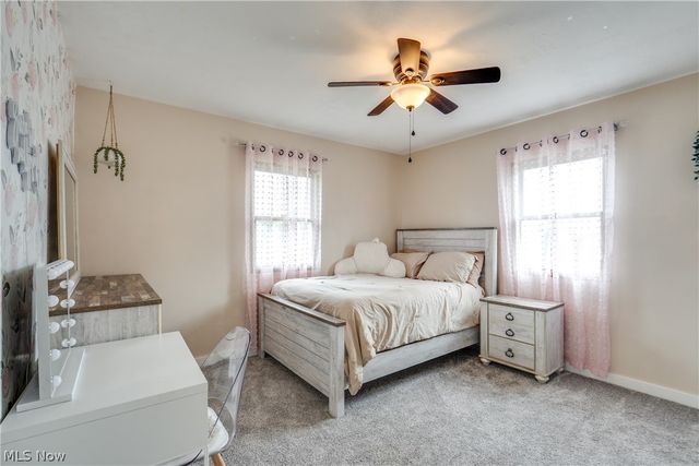 2635 Daffodil Street NE, Canton, OH 44705