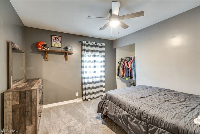 2635 Daffodil Street NE, Canton, OH 44705