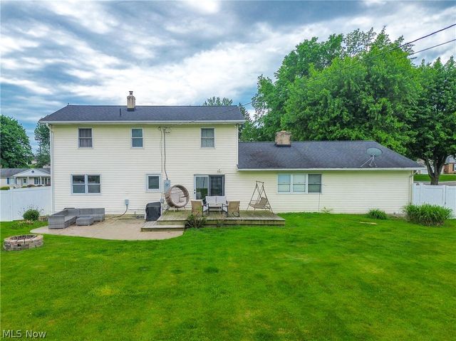 2635 Daffodil Street NE, Canton, OH 44705