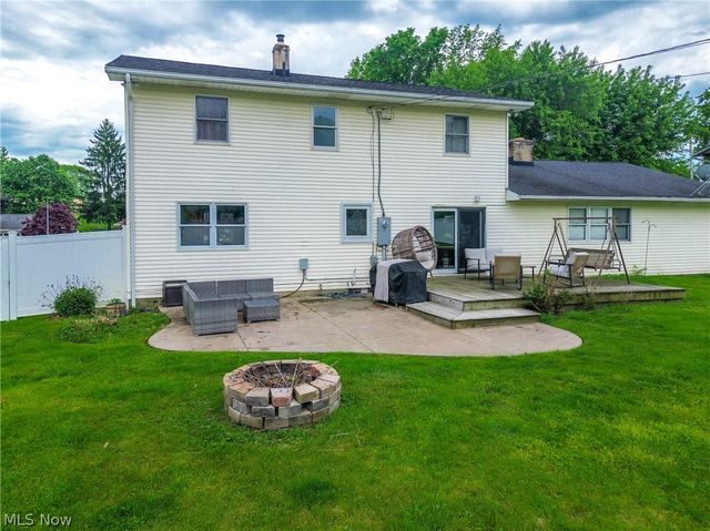 2635 Daffodil Street NE, Canton, OH 44705