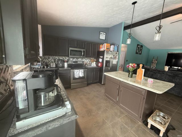 140 Arlington Avenue, Dunkirk, IN 47336