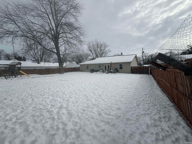 140 Arlington Avenue, Dunkirk, IN 47336