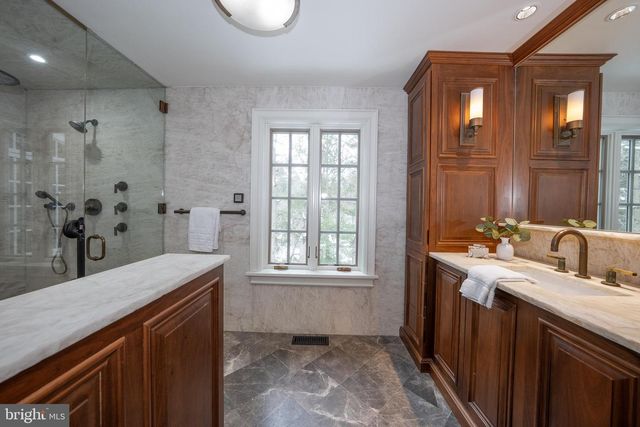 1111 WAVERLY RD, Gladwyne, PA 19035