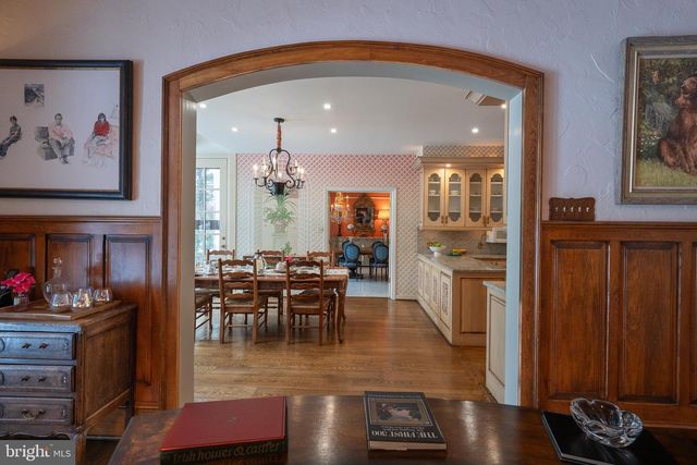 1111 WAVERLY RD, Gladwyne, PA 19035