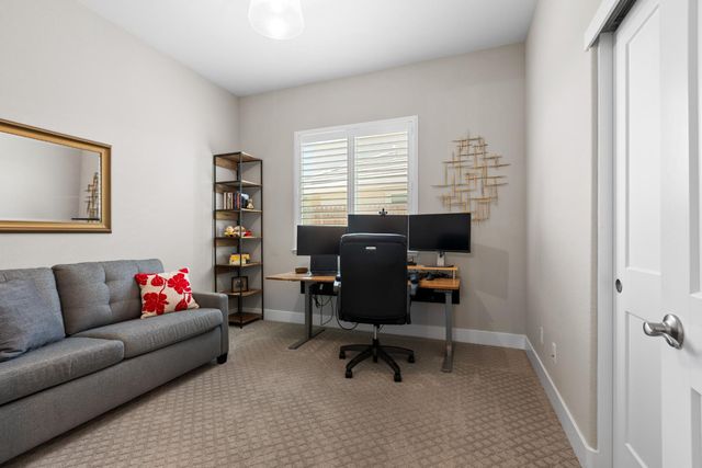 2137 Arbor Ridge Dr, Roseville, CA 95747