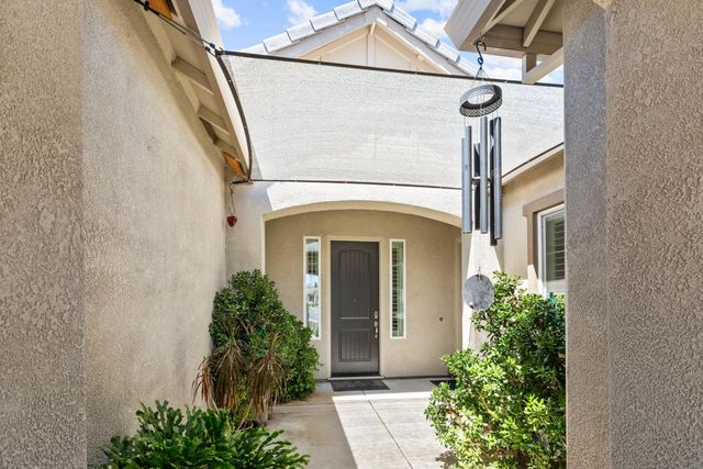 2137 Arbor Ridge Dr, Roseville, CA 95747