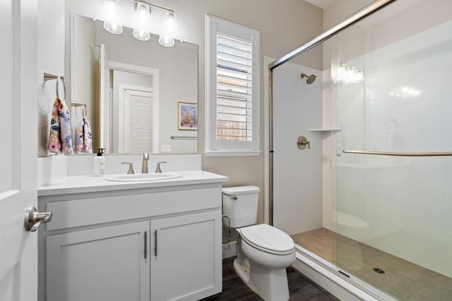 2137 Arbor Ridge Dr, Roseville, CA 95747