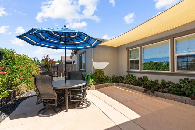 2137 Arbor Ridge Dr, Roseville, CA 95747