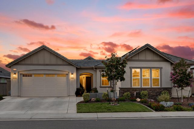 2137 Arbor Ridge Dr, Roseville, CA 95747