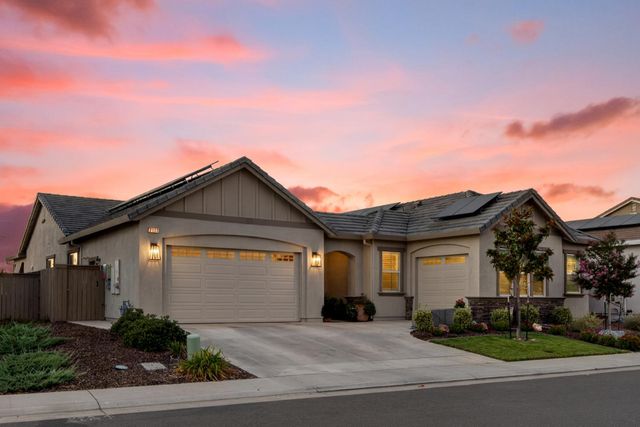 2137 Arbor Ridge Dr, Roseville, CA 95747