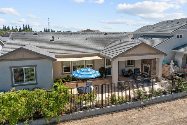 2137 Arbor Ridge Dr, Roseville, CA 95747