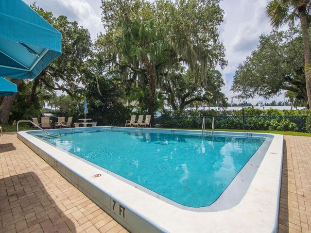 275 Date Palm Road 304, Vero Beach, FL 32963