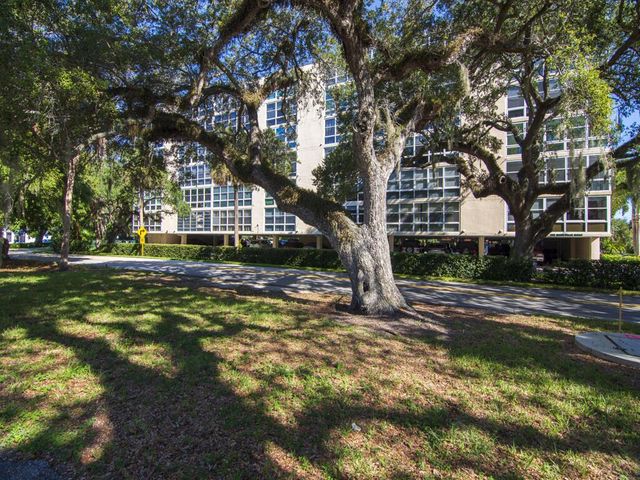 275 Date Palm Road 304, Vero Beach, FL 32963