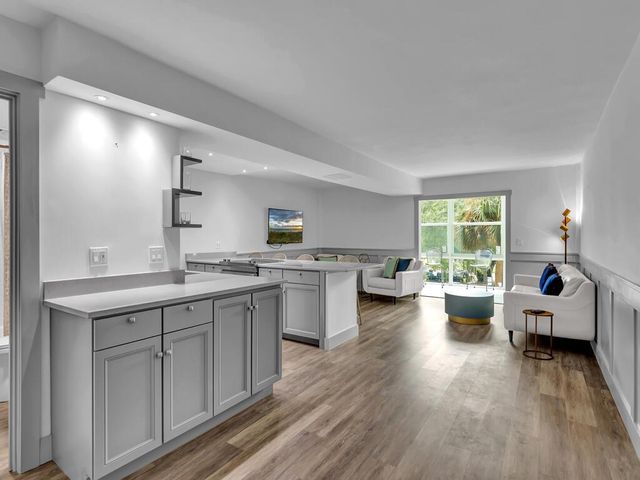 275 Date Palm Road 304, Vero Beach, FL 32963