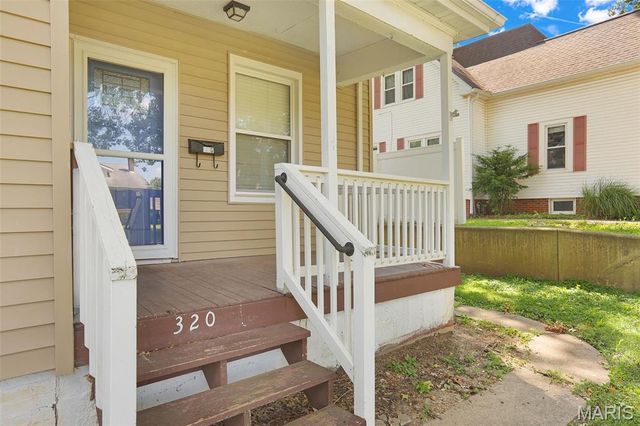320 S Kansas Street, Edwardsville, IL 62025