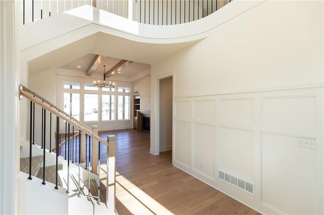 18501 Windsor Street, Overland Park, KS 66085