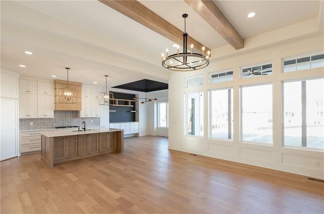 18501 Windsor Street, Overland Park, KS 66085