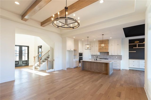 18501 Windsor Street, Overland Park, KS 66085