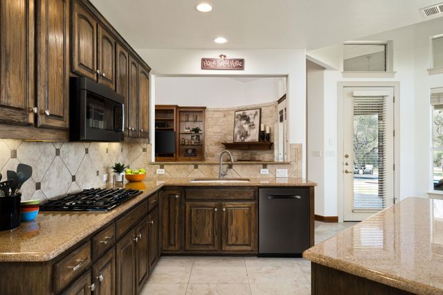 583 W Overlook Mountain RD, Buda, TX 78610