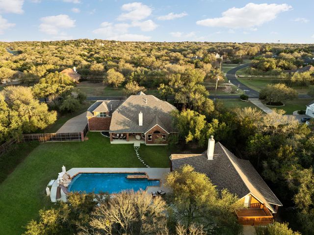 583 W Overlook Mountain RD, Buda, TX 78610