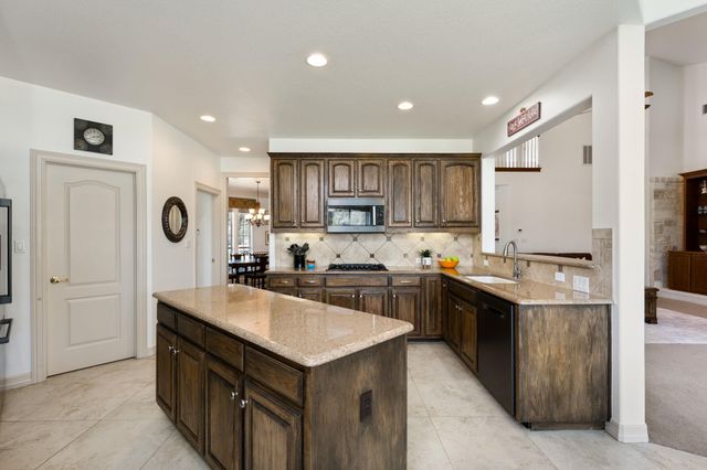 583 W Overlook Mountain RD, Buda, TX 78610