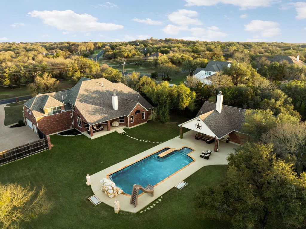 583 W Overlook Mountain RD, Buda, TX 78610