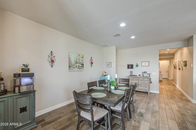 17227 W DESERT SAGE Drive, Goodyear, AZ 85338