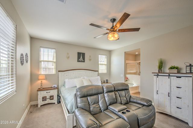 17227 W DESERT SAGE Drive, Goodyear, AZ 85338