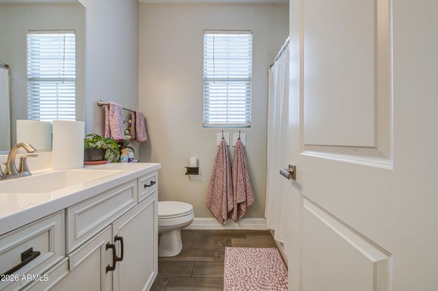 17227 W DESERT SAGE Drive, Goodyear, AZ 85338