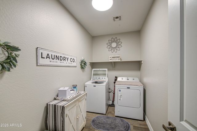 17227 W DESERT SAGE Drive, Goodyear, AZ 85338