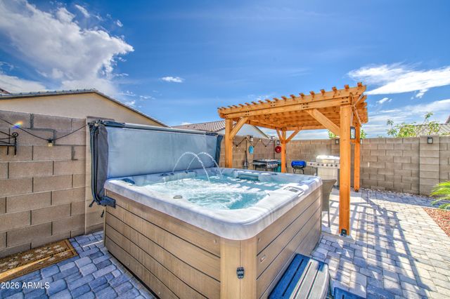 17227 W DESERT SAGE Drive, Goodyear, AZ 85338