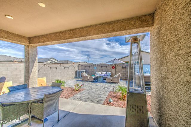 17227 W DESERT SAGE Drive, Goodyear, AZ 85338