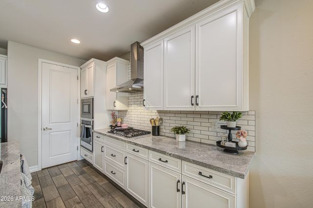 17227 W DESERT SAGE Drive, Goodyear, AZ 85338